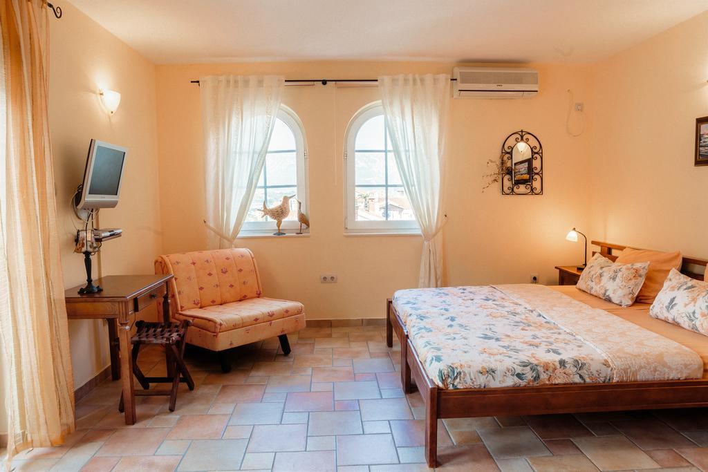 Damonte - Apartments And Rooms Budua Esterno foto