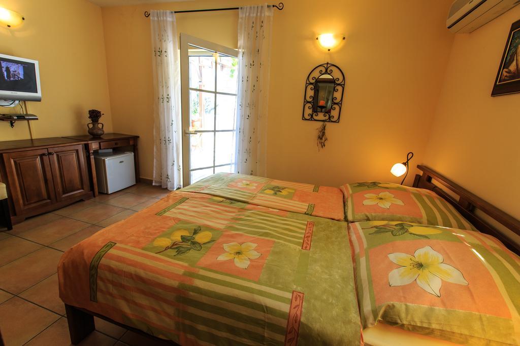 Damonte - Apartments And Rooms Budua Esterno foto